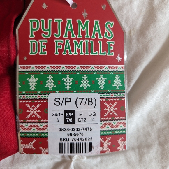 Kids holiday PJs size 7/8 - Picture 3 of 3